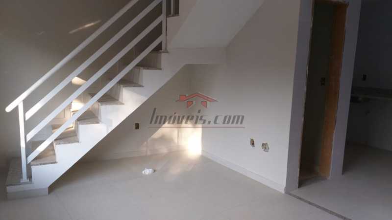 Conheça 2. do imóvel - Casa em Condomínio 2 quartos à venda Marechal Hermes, Rio de Janeiro - R$ 310.000 - PECN20187 - 3 2. - Casa em Condomínio 2 quartos à venda Marechal Hermes, Rio de Janeiro - R$ 310.000 - PECN20187 - 3