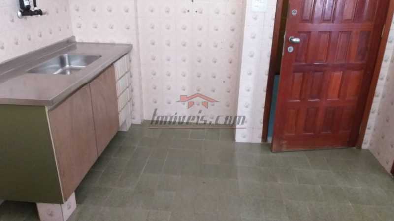 Conheça 19 do imóvel - Apartamento 2 quartos à venda Tanque, Rio de Janeiro - R$ 210.000 - PEAP21754 - 22 19 - Apartamento 2 quartos à venda Tanque, Rio de Janeiro - R$ 210.000 - PEAP21754 - 22