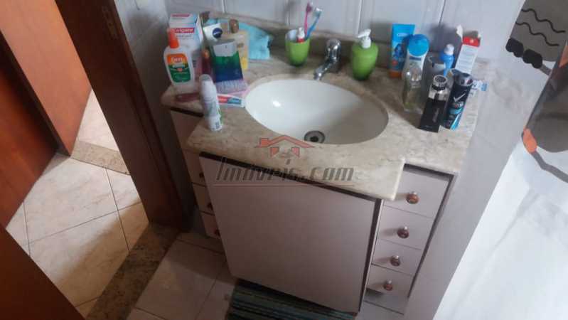 Conheça WhatsApp Image 2019-11-11 at 1 do imóvel - Casa em Condomínio 3 quartos à venda Taquara, Rio de Janeiro - R$ 589.000 - PECN30253 - 21 WhatsApp Image 2019-11-11 at 1 - Casa em Condomínio 3 quartos à venda Taquara, Rio de Janeiro - R$ 589.000 - PECN30253 - 21