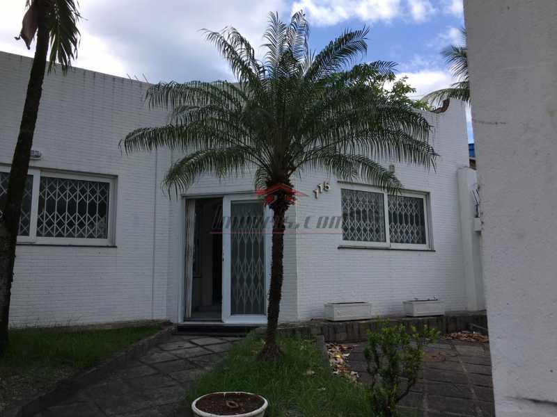 Conheça 0d011fef-8b69-465a-acd1-1181a3 do imóvel - Casa à venda Taquara, BAIRROS DE ATUAÇÃO ,Rio de Janeiro - R$ 530.000 - PECA00011 - 1 0d011fef-8b69-465a-acd1-1181a3 - Casa à venda Taquara, BAIRROS DE ATUAÇÃO ,Rio de Janeiro - R$ 530.000 - PECA00011 - 1