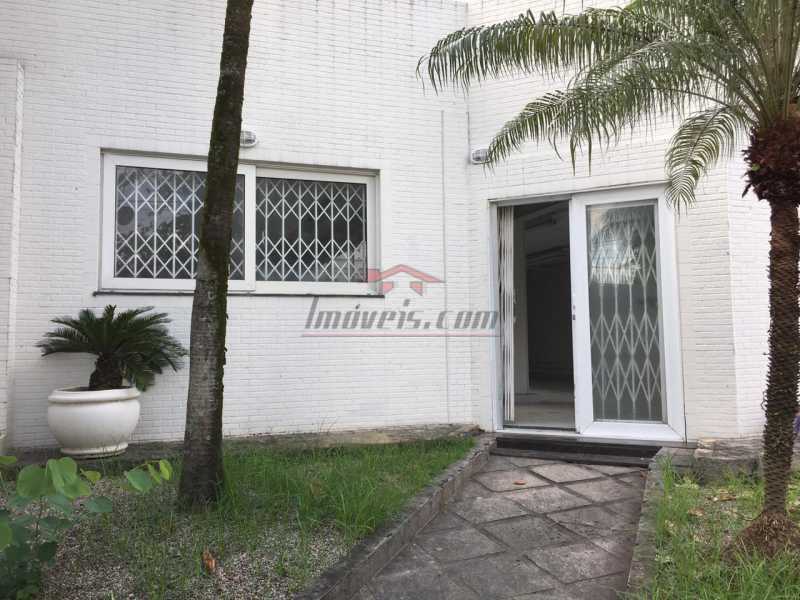 Conheça e7780d38-0711-4245-8a2b-67e2bc do imóvel - Casa à venda Taquara, BAIRROS DE ATUAÇÃO ,Rio de Janeiro - R$ 530.000 - PECA00011 - 5 e7780d38-0711-4245-8a2b-67e2bc - Casa à venda Taquara, BAIRROS DE ATUAÇÃO ,Rio de Janeiro - R$ 530.000 - PECA00011 - 5