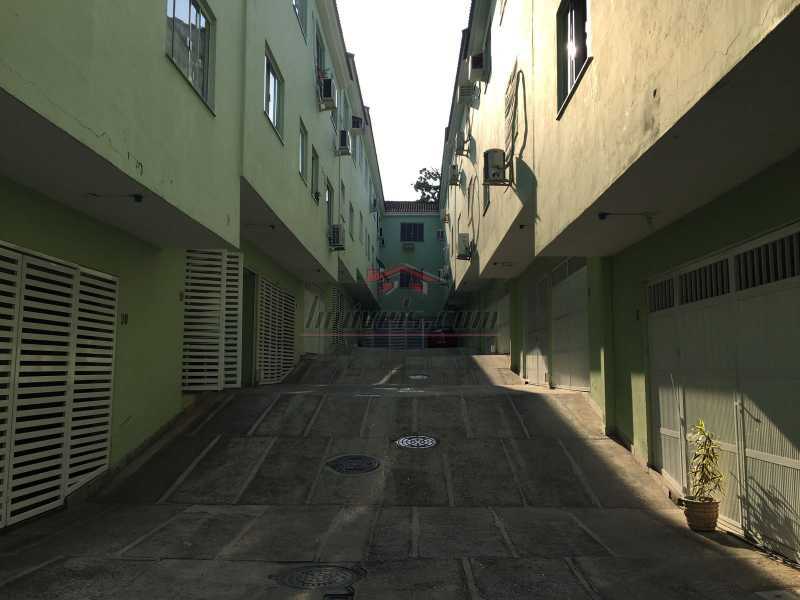 Conheça e781ab32-e239-4b83-9a10-d4ac6b do imóvel - Excelente Casa Triplex 2 quartos - Pechincha - PECN20267 - 1 e781ab32-e239-4b83-9a10-d4ac6b - Excelente Casa Triplex 2 quartos - Pechincha - PECN20267 - 1