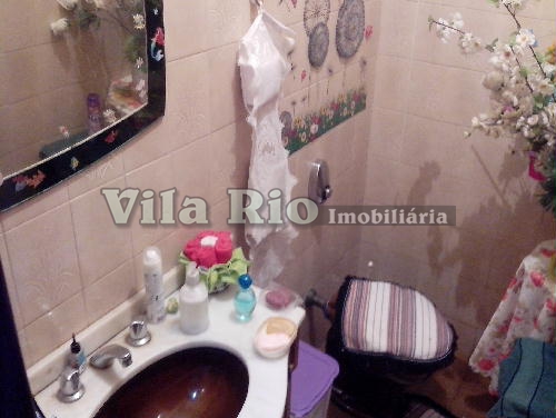 Conheça BANHEIRO1 do imóvel - Casa 4 quartos à venda Ramos, Rio de Janeiro - R$ 590.000 - VR40066 - 12 BANHEIRO1 - Casa 4 quartos à venda Ramos, Rio de Janeiro - R$ 590.000 - VR40066 - 12