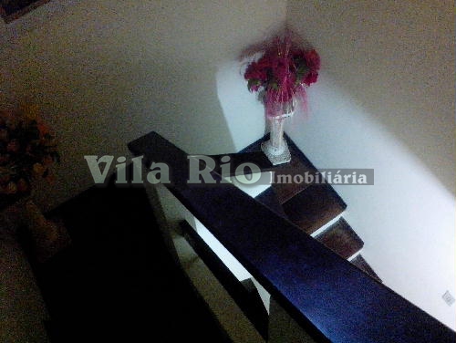 Conheça ESCADA do imóvel - Casa 4 quartos à venda Ramos, Rio de Janeiro - R$ 590.000 - VR40066 - 30 ESCADA - Casa 4 quartos à venda Ramos, Rio de Janeiro - R$ 590.000 - VR40066 - 30