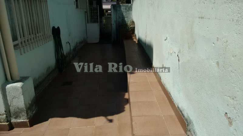 Conheça LATERAL do imóvel - Casa 7 quartos à venda Colégio, Rio de Janeiro - R$ 450.000 - VCA70002 - 26 LATERAL - Casa 7 quartos à venda Colégio, Rio de Janeiro - R$ 450.000 - VCA70002 - 26