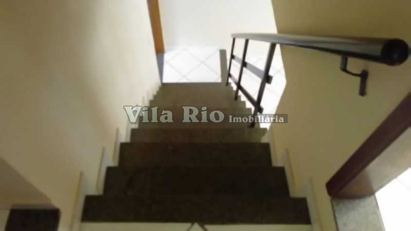 Conheça ESCADA 3 do imóvel - Casa 2 quartos para alugar Vista Alegre, Rio de Janeiro - R$ 1.200 - VCA20016 - 12 ESCADA 3 - Casa 2 quartos para alugar Vista Alegre, Rio de Janeiro - R$ 1.200 - VCA20016 - 12