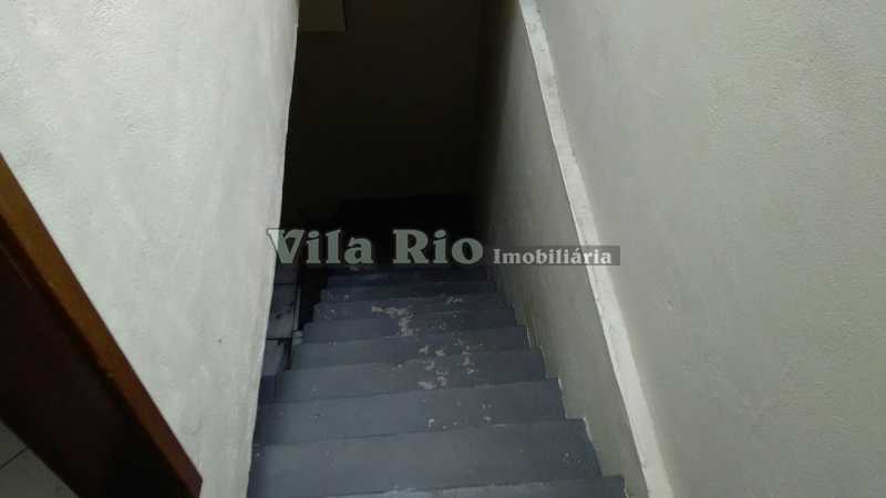Conheça ESCADA do imóvel - Casa 2 quartos para alugar Vista Alegre, Rio de Janeiro - R$ 1.200 - VCA20016 - 13 ESCADA - Casa 2 quartos para alugar Vista Alegre, Rio de Janeiro - R$ 1.200 - VCA20016 - 13