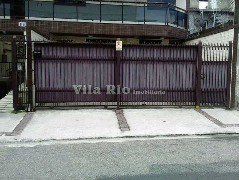 Conheça FACHADA do imóvel - Casa 2 quartos para alugar Vista Alegre, Rio de Janeiro - R$ 1.200 - VCA20016 - 18 FACHADA - Casa 2 quartos para alugar Vista Alegre, Rio de Janeiro - R$ 1.200 - VCA20016 - 18