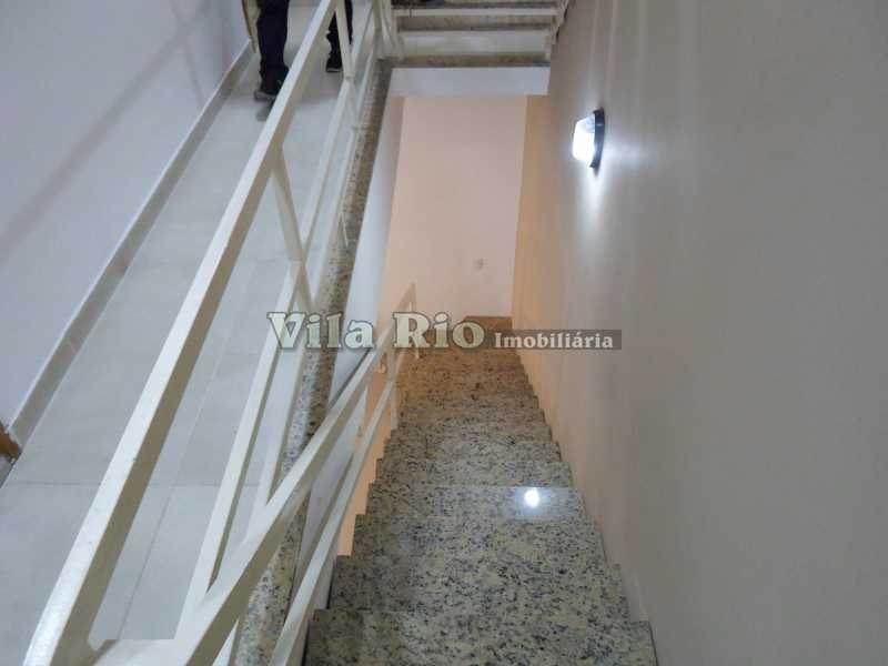 Conheça ESCADA 3 do imóvel - Casa 2 quartos à venda Vila da Penha, Rio de Janeiro - R$ 450.000 - VCA20017 - 22 ESCADA 3 - Casa 2 quartos à venda Vila da Penha, Rio de Janeiro - R$ 450.000 - VCA20017 - 22