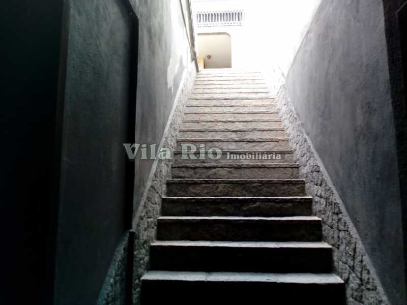 Conheça ESCADA do imóvel - Casa 4 quartos à venda Vila Kosmos, Rio de Janeiro - R$ 630.000 - VCA40009 - 8 ESCADA - Casa 4 quartos à venda Vila Kosmos, Rio de Janeiro - R$ 630.000 - VCA40009 - 8