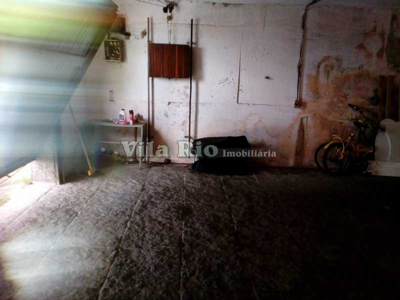 Conheça GARAGEM do imóvel - Casa 4 quartos à venda Vila Kosmos, Rio de Janeiro - R$ 630.000 - VCA40009 - 12 GARAGEM - Casa 4 quartos à venda Vila Kosmos, Rio de Janeiro - R$ 630.000 - VCA40009 - 12