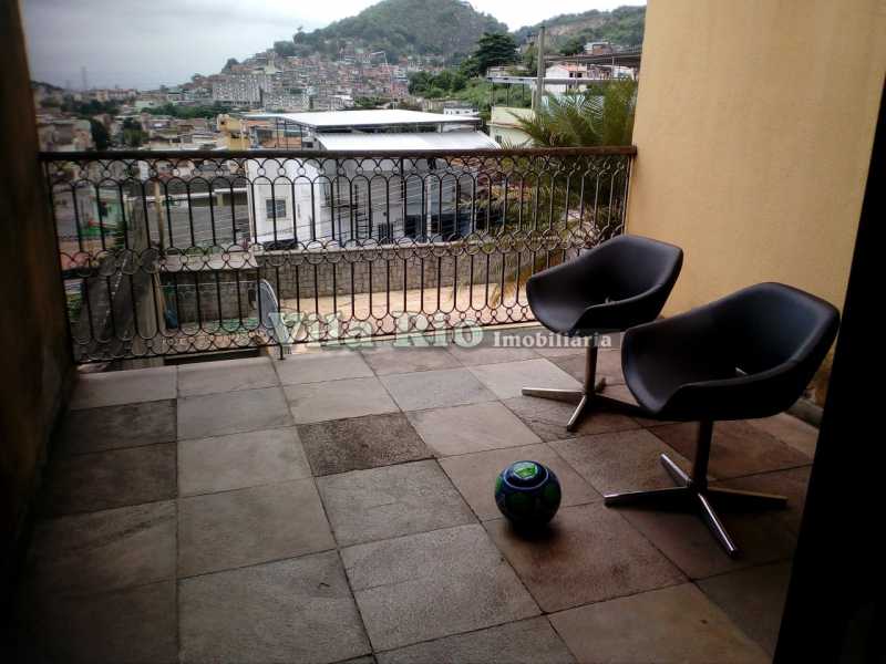 Conheça VARANDA do imóvel - Casa 4 quartos à venda Vila Kosmos, Rio de Janeiro - R$ 630.000 - VCA40009 - 16 VARANDA - Casa 4 quartos à venda Vila Kosmos, Rio de Janeiro - R$ 630.000 - VCA40009 - 16