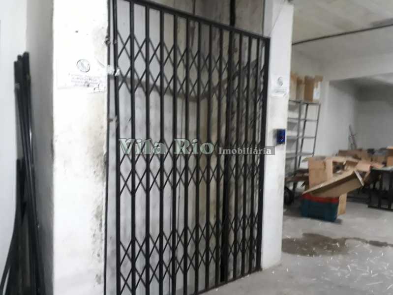 Conheça Elevador do imóvel - Galpão 780m² à venda Jardim América, Rio de Janeiro - R$ 1.150.000 - VGA00010 - 24 Elevador - Galpão 780m² à venda Jardim América, Rio de Janeiro - R$ 1.150.000 - VGA00010 - 24