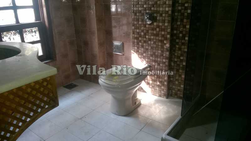 Conheça BANHEIRO do imóvel - Casa 4 quartos à venda Vila da Penha, Rio de Janeiro - R$ 780.000 - VCA40012 - 17 BANHEIRO - Casa 4 quartos à venda Vila da Penha, Rio de Janeiro - R$ 780.000 - VCA40012 - 17