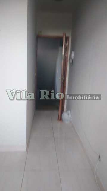 Conheça CIRCULAÇÃO do imóvel - Apartamento 2 quartos para alugar Irajá, Rio de Janeiro - R$ 900 - VAP20353 - 14 CIRCULAÇÃO - Apartamento 2 quartos para alugar Irajá, Rio de Janeiro - R$ 900 - VAP20353 - 14