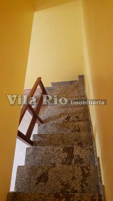 Conheça ESCADA do imóvel - Casa em Condomínio 2 quartos para alugar Vicente de Carvalho, Rio de Janeiro - R$ 1.200 - VCN20024 - 27 ESCADA - Casa em Condomínio 2 quartos para alugar Vicente de Carvalho, Rio de Janeiro - R$ 1.200 - VCN20024 - 27