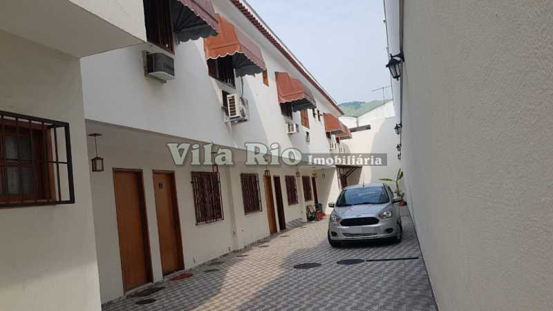 Conheça GARAGEM do imóvel - Casa em Condomínio 2 quartos para alugar Vicente de Carvalho, Rio de Janeiro - R$ 1.200 - VCN20024 - 30 GARAGEM - Casa em Condomínio 2 quartos para alugar Vicente de Carvalho, Rio de Janeiro - R$ 1.200 - VCN20024 - 30