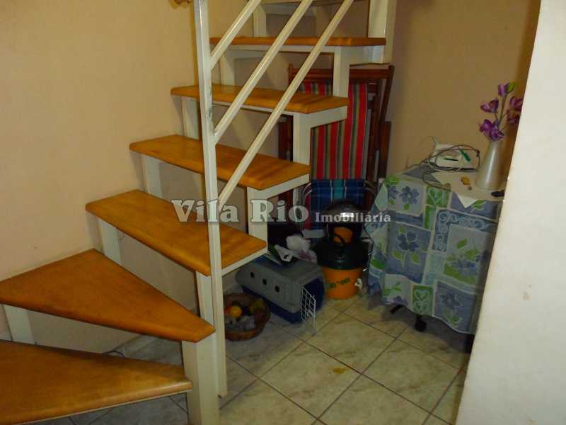 Conheça ESCADA do imóvel - Casa de Vila 3 quartos à venda Vila da Penha, Rio de Janeiro - R$ 350.000 - VCV30006 - 15 ESCADA - Casa de Vila 3 quartos à venda Vila da Penha, Rio de Janeiro - R$ 350.000 - VCV30006 - 15