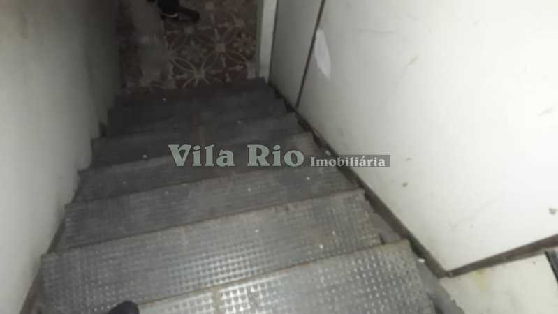 Conheça Escada para mezanino do imóvel - Loja Penha,Rio de Janeiro,RJ À Venda,190m² - VLJ00012 - 13 Escada para mezanino - Loja Penha,Rio de Janeiro,RJ À Venda,190m² - VLJ00012 - 13