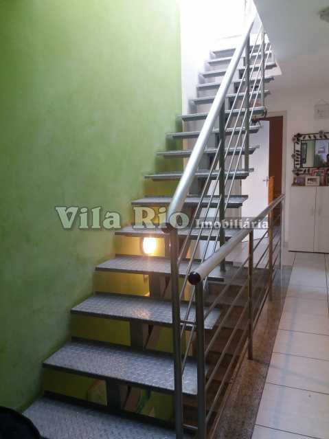 Conheça ESCADA 1 do imóvel - Casa 3 quartos à venda Vila da Penha, Rio de Janeiro - R$ 690.000 - VCA30053 - 23 ESCADA 1 - Casa 3 quartos à venda Vila da Penha, Rio de Janeiro - R$ 690.000 - VCA30053 - 23