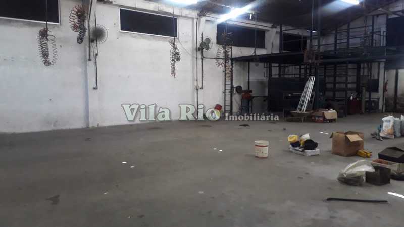 Conheça Área operacional.2 do imóvel - Galpão 600m² para venda e aluguel Irajá, Rio de Janeiro - R$ 1.400.000 - VGA00019 - 7 Área operacional.2 - Galpão 600m² para venda e aluguel Irajá, Rio de Janeiro - R$ 1.400.000 - VGA00019 - 7