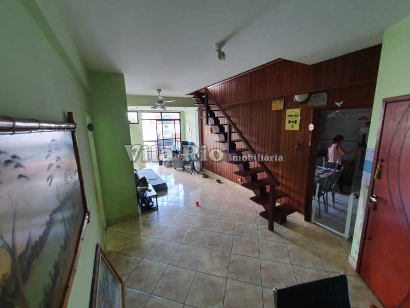 Conheça SALA 2. do imóvel - Cobertura Vila da Penha,Rio de Janeiro,RJ À Venda,3 Quartos,150m² - VCO30014 - 3 SALA 2. - Cobertura Vila da Penha,Rio de Janeiro,RJ À Venda,3 Quartos,150m² - VCO30014 - 3