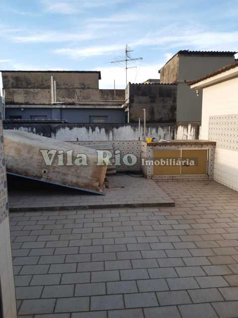 Conheça AREA EXTERNA 2º PAV do imóvel - Casa 3 quartos à venda Jardim América, Rio de Janeiro - R$ 520.000 - VCA30065 - 27 AREA EXTERNA 2º PAV - Casa 3 quartos à venda Jardim América, Rio de Janeiro - R$ 520.000 - VCA30065 - 27