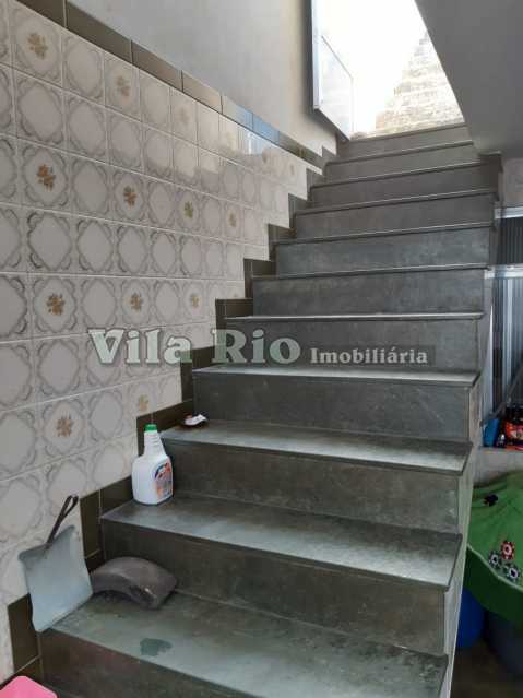 Conheça ESCADA PARA 2º PAV. do imóvel - Casa 3 quartos à venda Jardim América, Rio de Janeiro - R$ 520.000 - VCA30065 - 26 ESCADA PARA 2º PAV. - Casa 3 quartos à venda Jardim América, Rio de Janeiro - R$ 520.000 - VCA30065 - 26