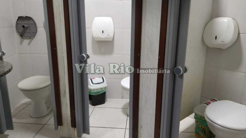 Conheça BANHEIROS do imóvel - Outros 2 quartos à venda Vila da Penha, Rio de Janeiro - R$ 2.000.000 - VOU20001 - 16 BANHEIROS - Outros 2 quartos à venda Vila da Penha, Rio de Janeiro - R$ 2.000.000 - VOU20001 - 16