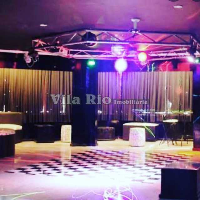 Conheça PISTA DE DANÇA do imóvel - Outros 2 quartos à venda Vila da Penha, Rio de Janeiro - R$ 2.000.000 - VOU20001 - 9 PISTA DE DANÇA - Outros 2 quartos à venda Vila da Penha, Rio de Janeiro - R$ 2.000.000 - VOU20001 - 9