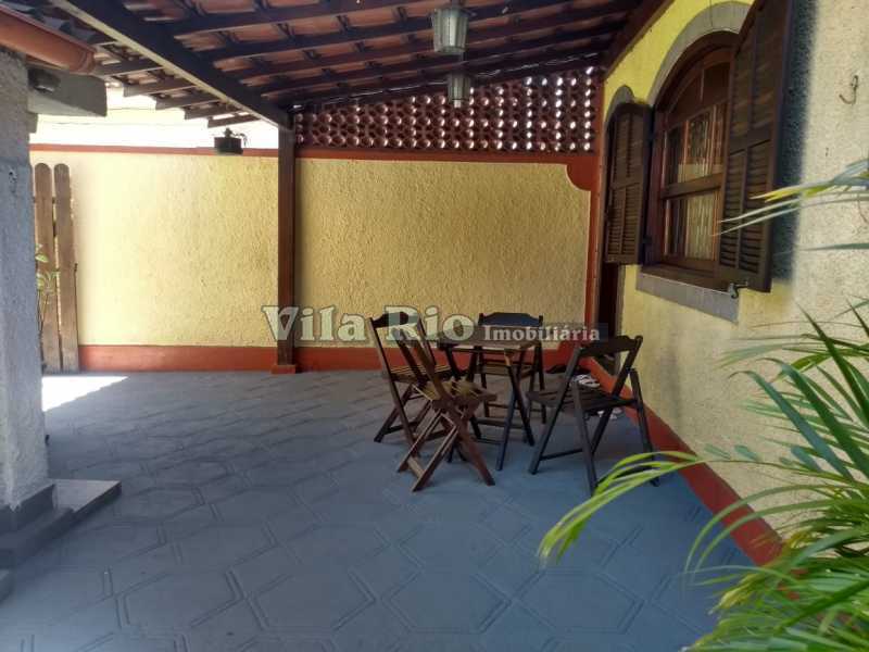 Conheça QUINTAL 1 do imóvel - Casa 4 quartos à venda Penha, Rio de Janeiro - R$ 780.000 - VCA40039 - 28 QUINTAL 1 - Casa 4 quartos à venda Penha, Rio de Janeiro - R$ 780.000 - VCA40039 - 28