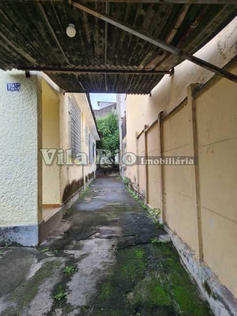Conheça LATERAL 1. do imóvel - Casa 2 quartos à venda Braz de Pina, Rio de Janeiro - R$ 550.000 - VCA20070 - 18 LATERAL 1. - Casa 2 quartos à venda Braz de Pina, Rio de Janeiro - R$ 550.000 - VCA20070 - 18
