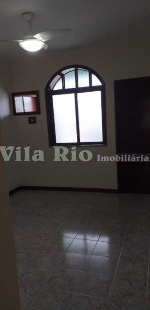 Conheça QUARTO 3. do imóvel - Casa 7 quartos à venda Vista Alegre, Rio de Janeiro - R$ 1.300.000 - VCA70003 - 6 QUARTO 3. - Casa 7 quartos à venda Vista Alegre, Rio de Janeiro - R$ 1.300.000 - VCA70003 - 6