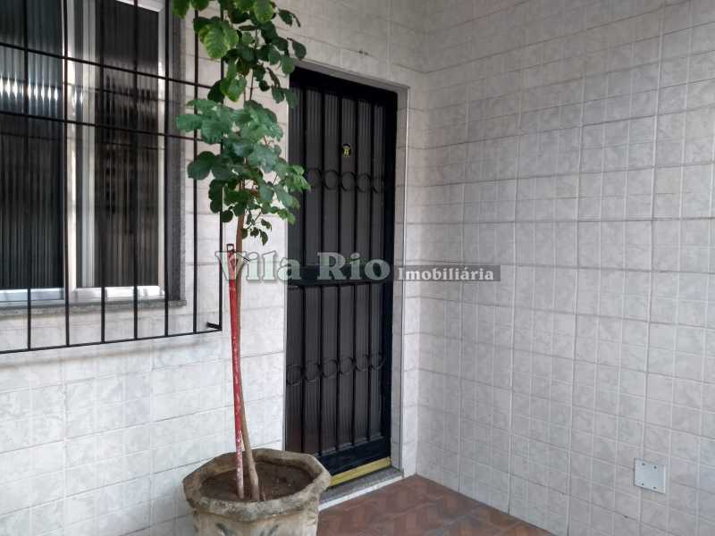Conheça FRENTE. do imóvel - Casa de Vila 3 quartos à venda Cordovil, Rio de Janeiro - R$ 380.000 - VCV30012 - 26 FRENTE. - Casa de Vila 3 quartos à venda Cordovil, Rio de Janeiro - R$ 380.000 - VCV30012 - 26