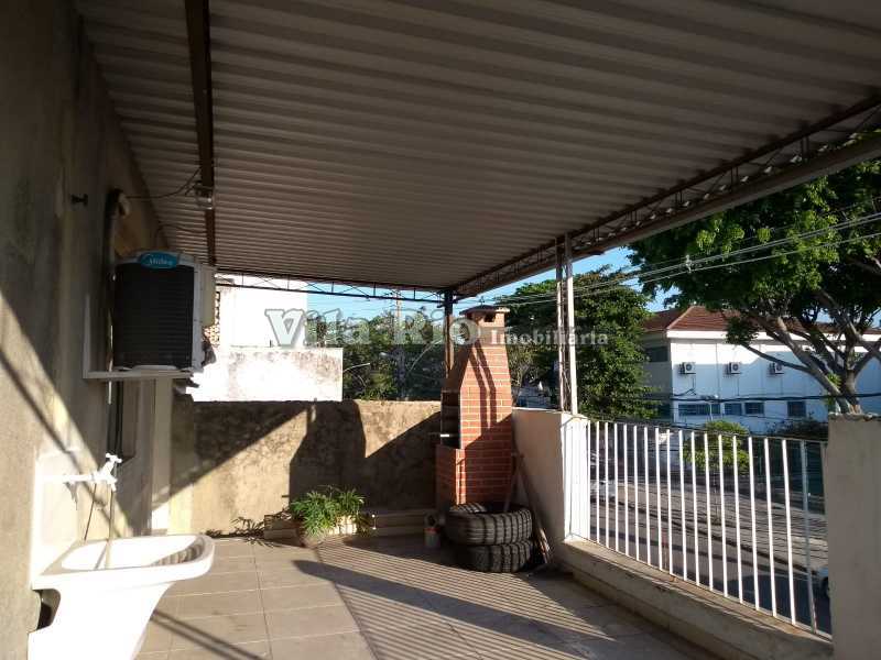 Conheça VARANDA1. do imóvel - Casa de Vila 3 quartos à venda Cordovil, Rio de Janeiro - R$ 380.000 - VCV30012 - 30 VARANDA1. - Casa de Vila 3 quartos à venda Cordovil, Rio de Janeiro - R$ 380.000 - VCV30012 - 30