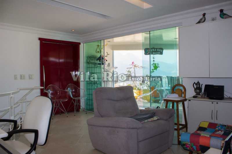Conheça 2° SALA do imóvel - Cobertura 2 quartos à venda Barra da Tijuca, Rio de Janeiro - R$ 2.000.000 - VCO20012 - 4 2° SALA - Cobertura 2 quartos à venda Barra da Tijuca, Rio de Janeiro - R$ 2.000.000 - VCO20012 - 4