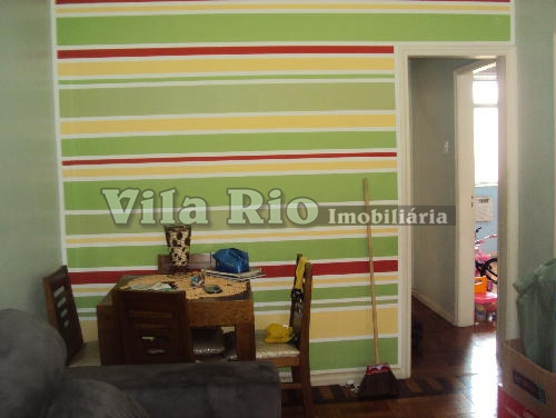 Conheça SALA1.2 do imóvel - Apartamento 2 quartos à venda Penha Circular, Rio de Janeiro - R$ 240.000 - VA21011 - 5 SALA1.2 - Apartamento 2 quartos à venda Penha Circular, Rio de Janeiro - R$ 240.000 - VA21011 - 5