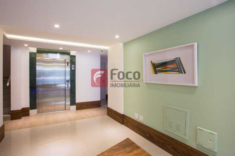 Conheça PORTARIA do empreendimento - Fachada - La Reserve - 30 - 1 PORTARIA - Fachada - La Reserve - 30 - 1