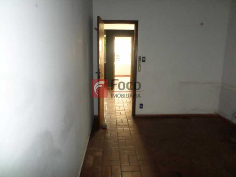 Conheça SALA 2º PAV. do imóvel - Prédio 495m² à venda Rua Alice,Laranjeiras, Rio de Janeiro - R$ 2.050.000 - FLPR00008 - 17 SALA 2º PAV. - Prédio 495m² à venda Rua Alice,Laranjeiras, Rio de Janeiro - R$ 2.050.000 - FLPR00008 - 17
