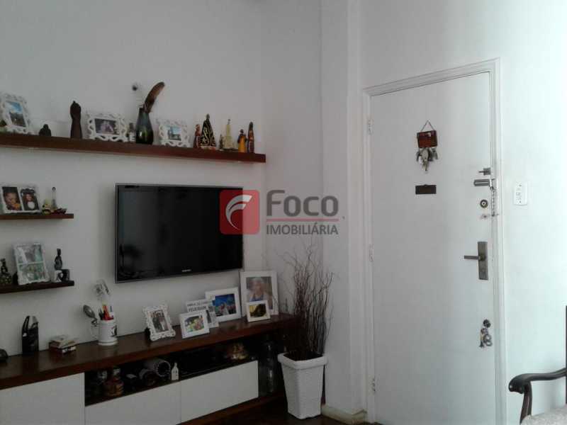 Conheça SALA do imóvel - Apartamento à venda Rua Andrade Pertence,Catete, Rio de Janeiro - R$ 580.000 - FLAP22112 - 7 SALA - Apartamento à venda Rua Andrade Pertence,Catete, Rio de Janeiro - R$ 580.000 - FLAP22112 - 7
