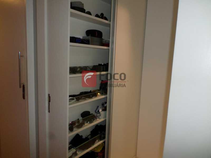 Conheça CLOSET SUÍTE do imóvel - Apartamento à venda Rua Nascimento Silva,Ipanema, Rio de Janeiro - R$ 1.550.000 - FLAP31986 - 10 CLOSET SUÍTE - Apartamento à venda Rua Nascimento Silva,Ipanema, Rio de Janeiro - R$ 1.550.000 - FLAP31986 - 10