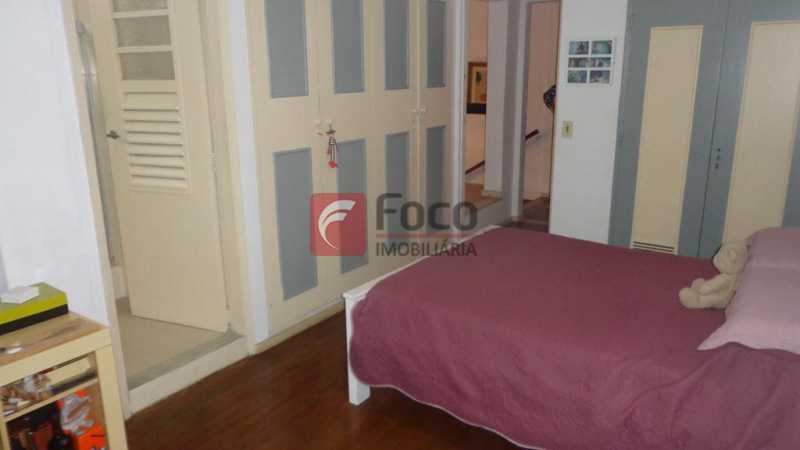 Conheça SUÍTE 1 do imóvel - Casa à venda Rua Belisário Távora,Laranjeiras, Rio de Janeiro - R$ 2.400.000 - FLCA40072 - 11 SUÍTE 1 - Casa à venda Rua Belisário Távora,Laranjeiras, Rio de Janeiro - R$ 2.400.000 - FLCA40072 - 11