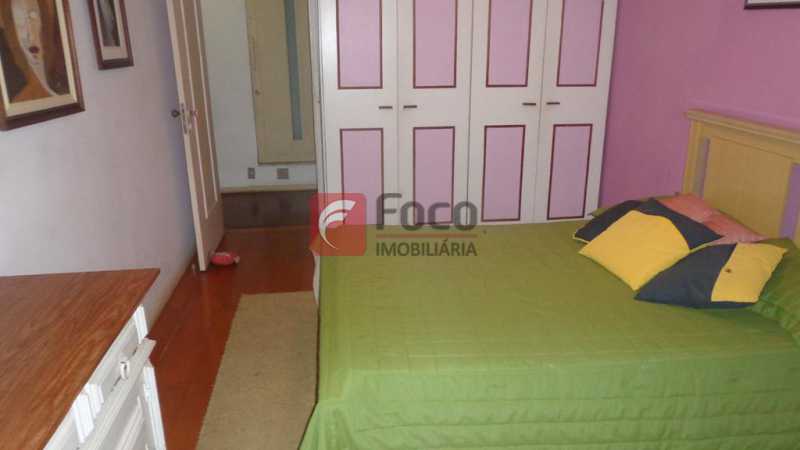 Conheça QUARTO 1 do imóvel - Casa à venda Rua Belisário Távora,Laranjeiras, Rio de Janeiro - R$ 2.400.000 - FLCA40072 - 18 QUARTO 1 - Casa à venda Rua Belisário Távora,Laranjeiras, Rio de Janeiro - R$ 2.400.000 - FLCA40072 - 18