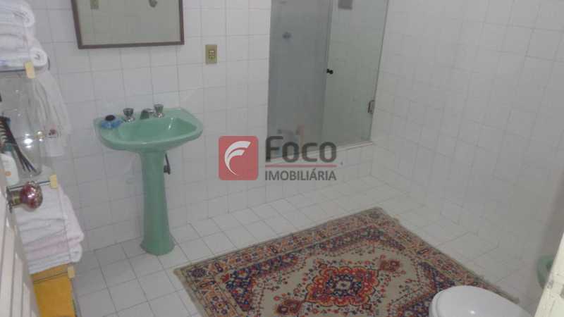 Conheça BANHEIRO SOCIAL do imóvel - Casa à venda Rua Belisário Távora,Laranjeiras, Rio de Janeiro - R$ 2.400.000 - FLCA40072 - 23 BANHEIRO SOCIAL - Casa à venda Rua Belisário Távora,Laranjeiras, Rio de Janeiro - R$ 2.400.000 - FLCA40072 - 23