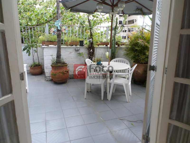 Conheça VARANDA do imóvel - Cobertura à venda Rua Maestro Francisco Braga,Copacabana, Rio de Janeiro - R$ 2.575.000 - FLCO40093 - 4 VARANDA - Cobertura à venda Rua Maestro Francisco Braga,Copacabana, Rio de Janeiro - R$ 2.575.000 - FLCO40093 - 4