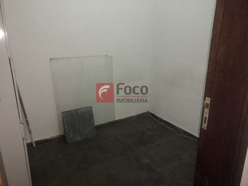 Conheça QUARTO EMPREGADA do imóvel - Apartamento à venda Rua das Laranjeiras,Laranjeiras, Rio de Janeiro - R$ 690.000 - FLAP22286 - 20 QUARTO EMPREGADA - Apartamento à venda Rua das Laranjeiras,Laranjeiras, Rio de Janeiro - R$ 690.000 - FLAP22286 - 20