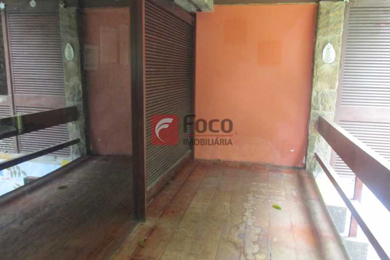 Conheça VARANDA do imóvel - Casa à venda Rua Engenheiro Alfredo Duarte,Jardim Botânico, Rio de Janeiro - R$ 4.800.000 - JBCA40041 - 10 VARANDA - Casa à venda Rua Engenheiro Alfredo Duarte,Jardim Botânico, Rio de Janeiro - R$ 4.800.000 - JBCA40041 - 10