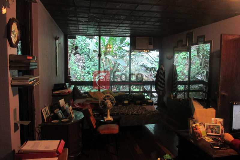 Conheça SUITE MASTER do imóvel - Casa à venda Rua Engenheiro Alfredo Duarte,Jardim Botânico, Rio de Janeiro - R$ 4.800.000 - JBCA40041 - 3 SUITE MASTER - Casa à venda Rua Engenheiro Alfredo Duarte,Jardim Botânico, Rio de Janeiro - R$ 4.800.000 - JBCA40041 - 3