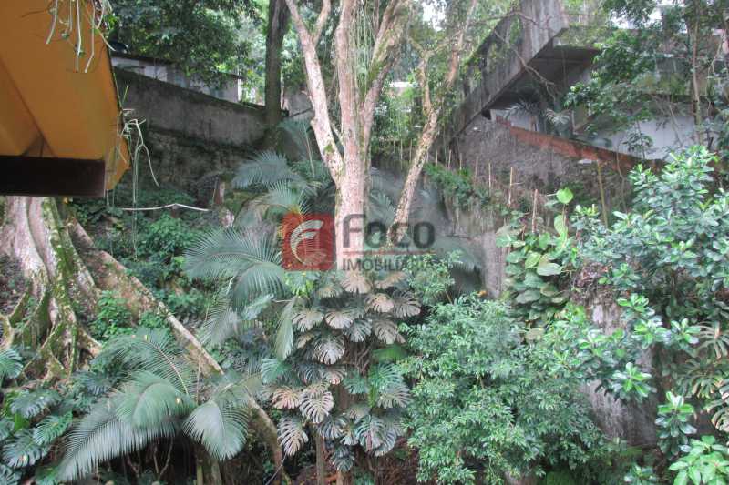 Conheça QUINTAL do imóvel - Casa à venda Rua Engenheiro Alfredo Duarte,Jardim Botânico, Rio de Janeiro - R$ 4.800.000 - JBCA40041 - 30 QUINTAL - Casa à venda Rua Engenheiro Alfredo Duarte,Jardim Botânico, Rio de Janeiro - R$ 4.800.000 - JBCA40041 - 30