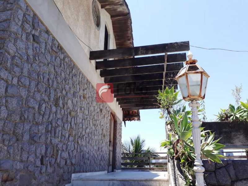 Conheça FACHADA CASA1 do imóvel - Casa à venda Rua Hermenegildo de Barros,Santa Teresa, Rio de Janeiro - R$ 1.400.000 - FLCA90007 - 3 FACHADA CASA1 - Casa à venda Rua Hermenegildo de Barros,Santa Teresa, Rio de Janeiro - R$ 1.400.000 - FLCA90007 - 3